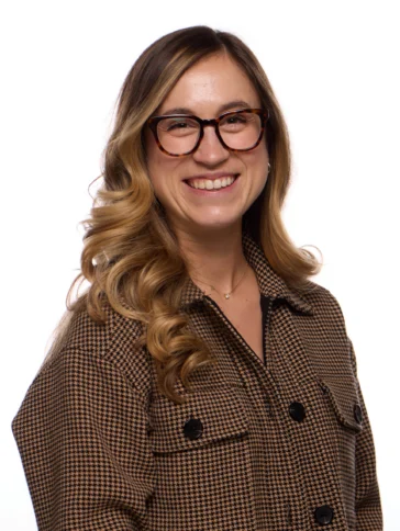 Headshot of Lisa Giorgetti.